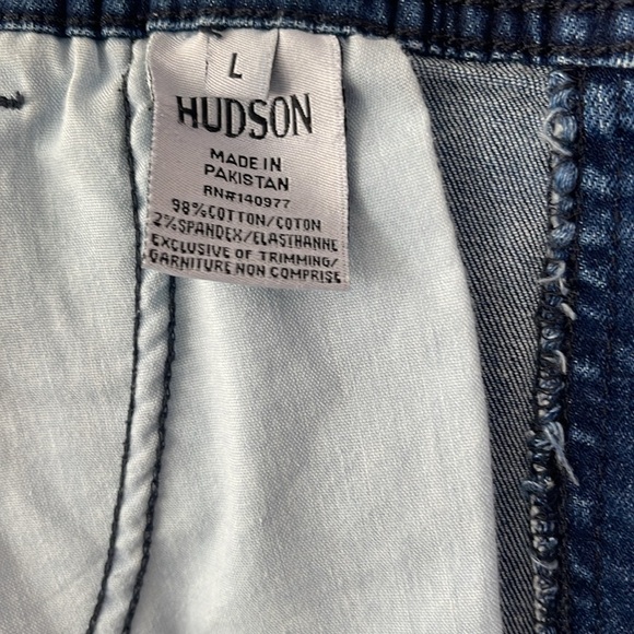 Hudson Kids Pull On Elastic Waist Stretch Denim Vintage Look Jean Shorts Size L - Picture 5 of 5